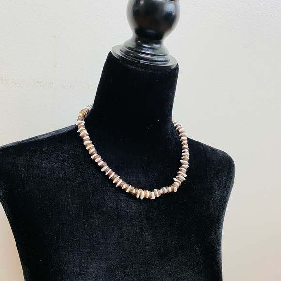 Brown and White Pooka Shell Beach Necklace - Picture 3 of 3